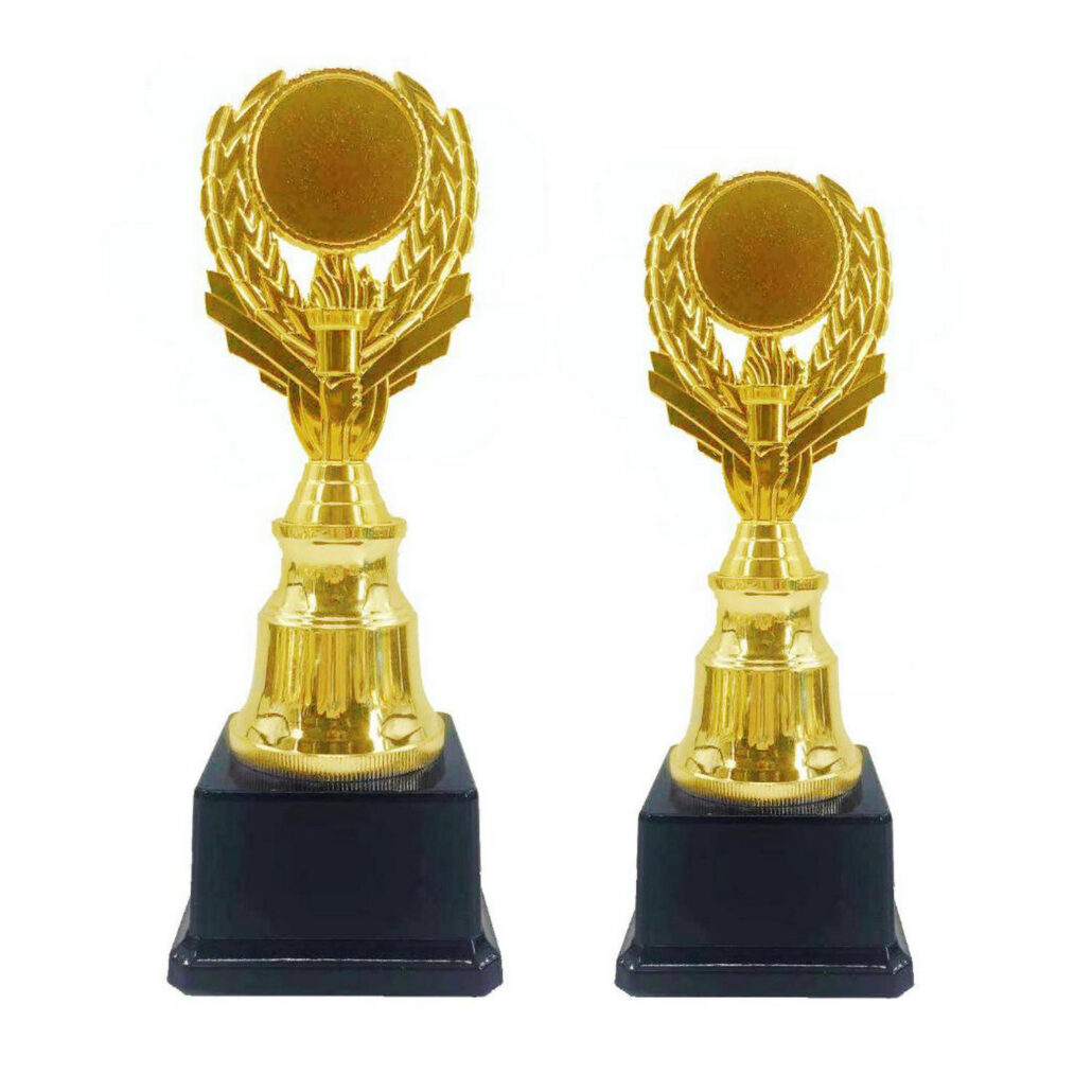 27165_the-trophy_01-105156-067