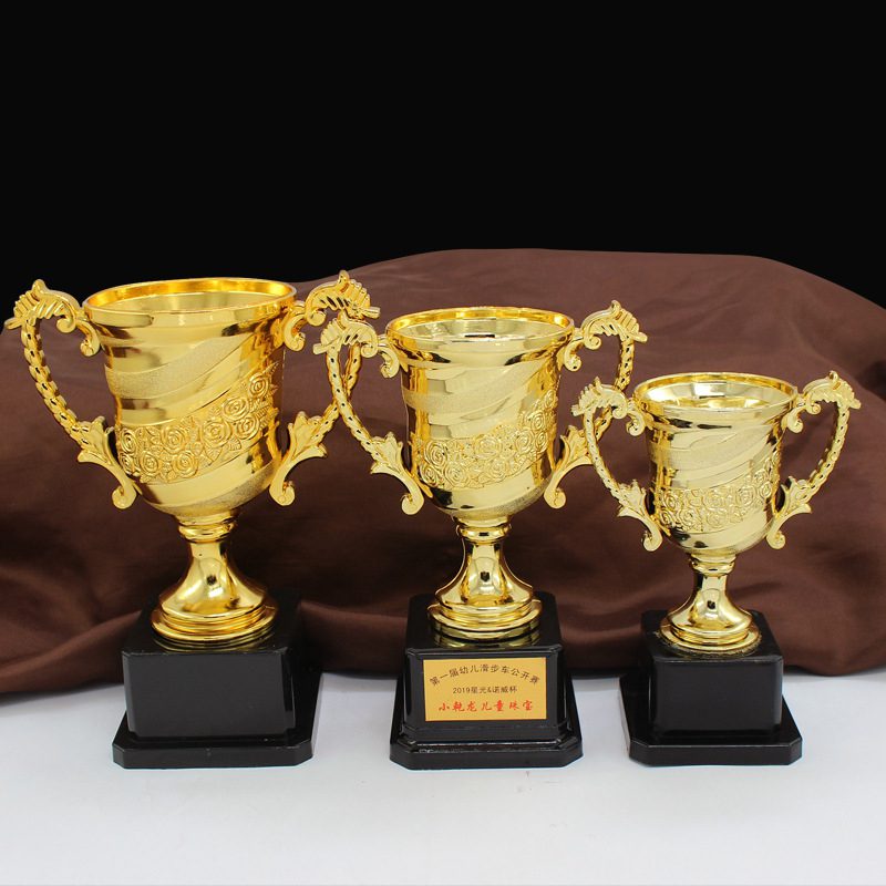 27467_trophy_01-150135-021