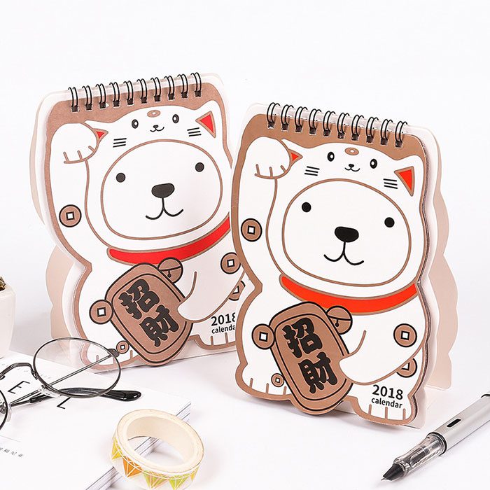 8931_Lucky_Dog_Desk_Calendar_01